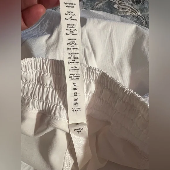 Lululemon Hotty Hot High-Rise Long White Reflective Skirt Skort size 2 NWOT - Picture 10 of 13